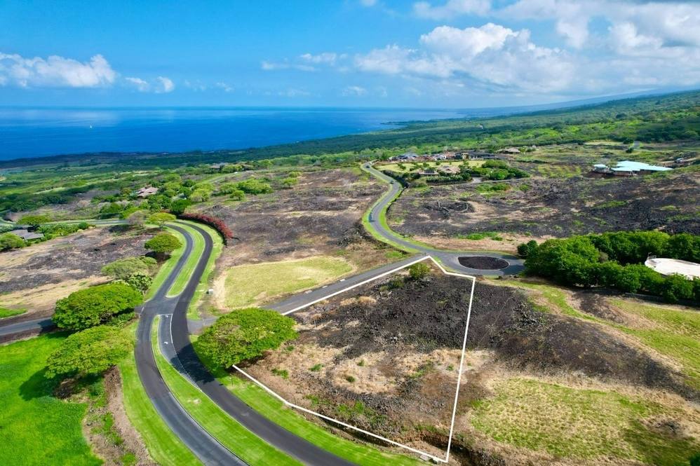 816631 O UALA PL KEALAKEKUA, HI 96750 MLS 670044