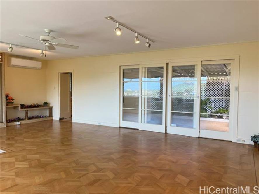 St Louis Heights, Diamond Head Real Estate Oahu Homes, Oahu Condos