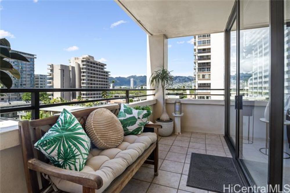 2410 Cleghorn Street 701 Honolulu, HI 96815 MLS 202420915