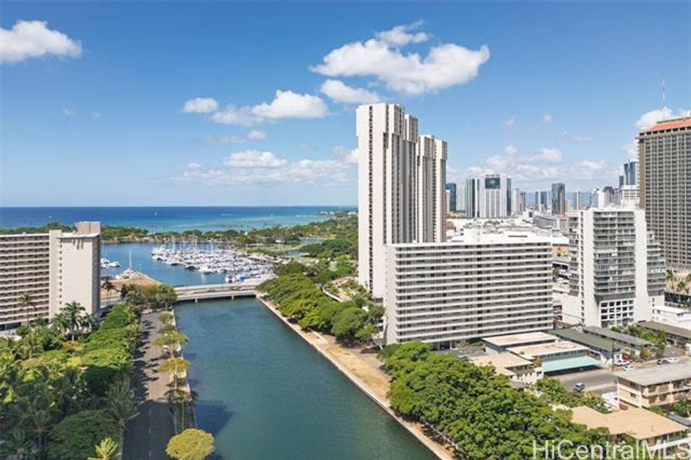 Oahu Real Estate: Find Homes, Condos & Land | Hawaii Life
