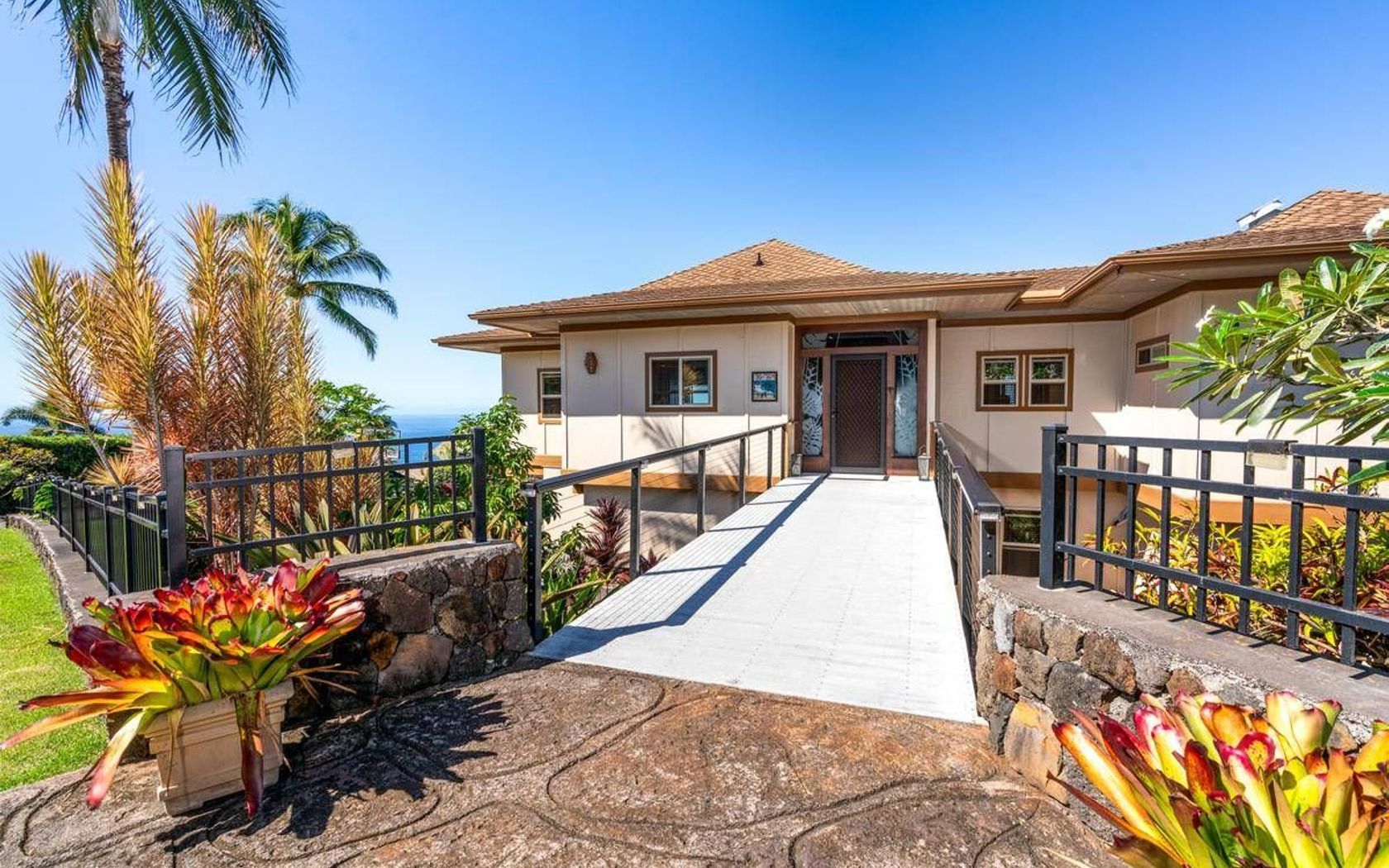 76-769 IO PL Kailua-Kona, HI 96740 MLS #731756