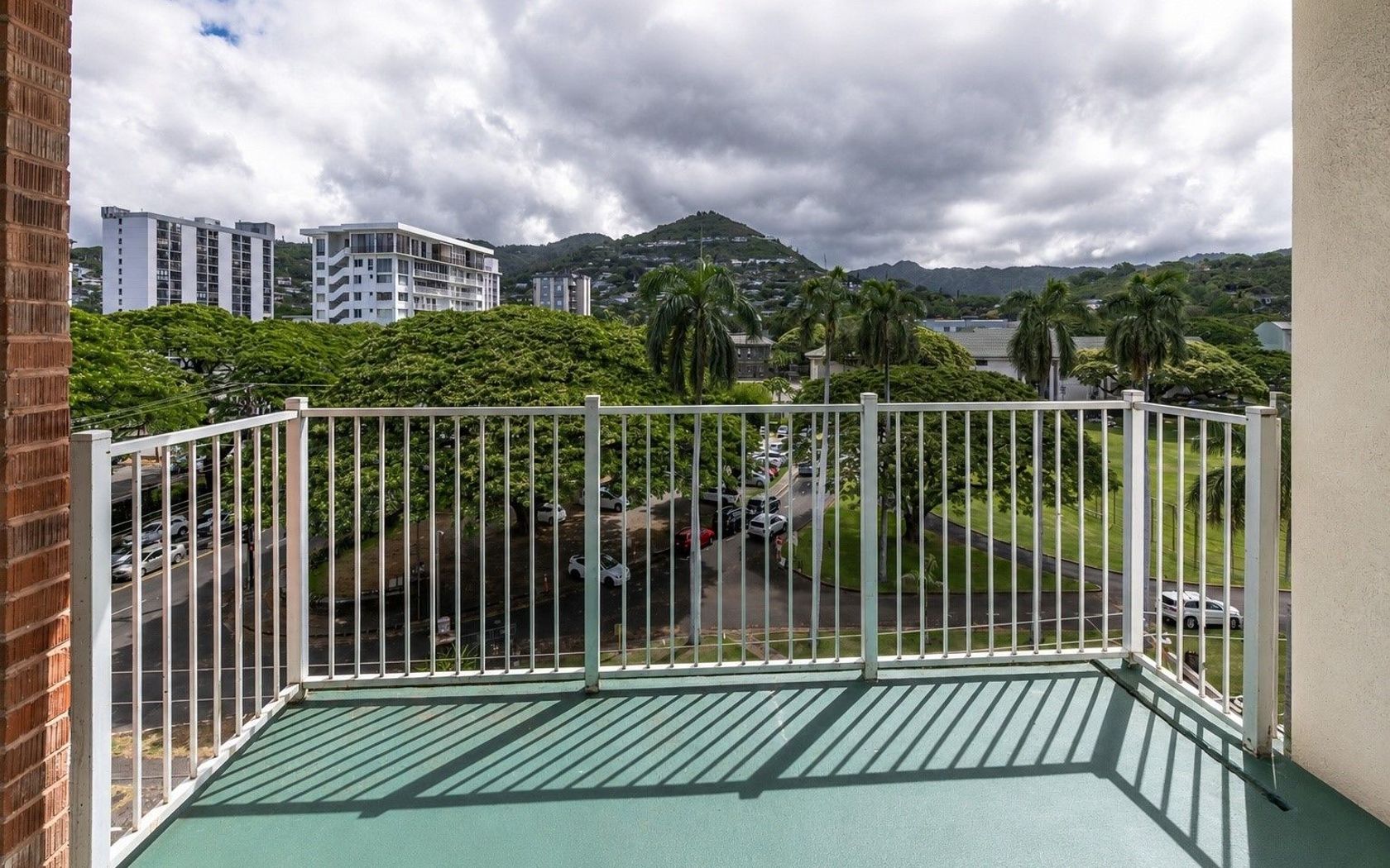 1535 Punahou Street 704 Honolulu, HI 96822 MLS #202612986