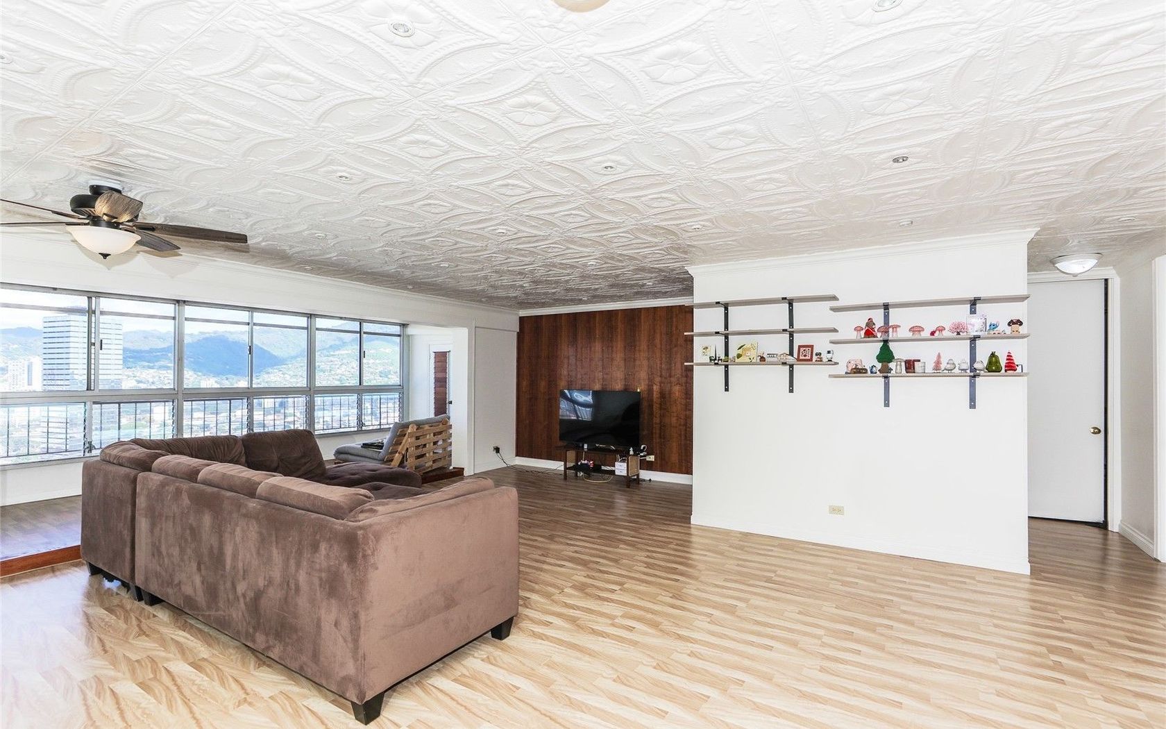 1717 Ala Wai Boulevard 2 PHII (3102) Honolulu, HI 96815 MLS #202617055
